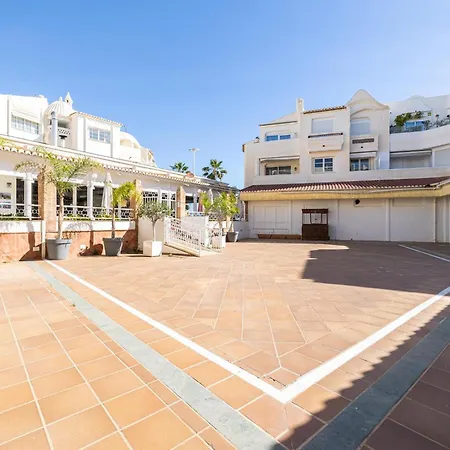Apartment Dentro De Puerto Marina & Junto Playa & Patio *
